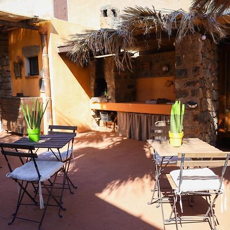 Cactus B&B Le Casette Di Marilena Пантеллерія Екстер'єр фото